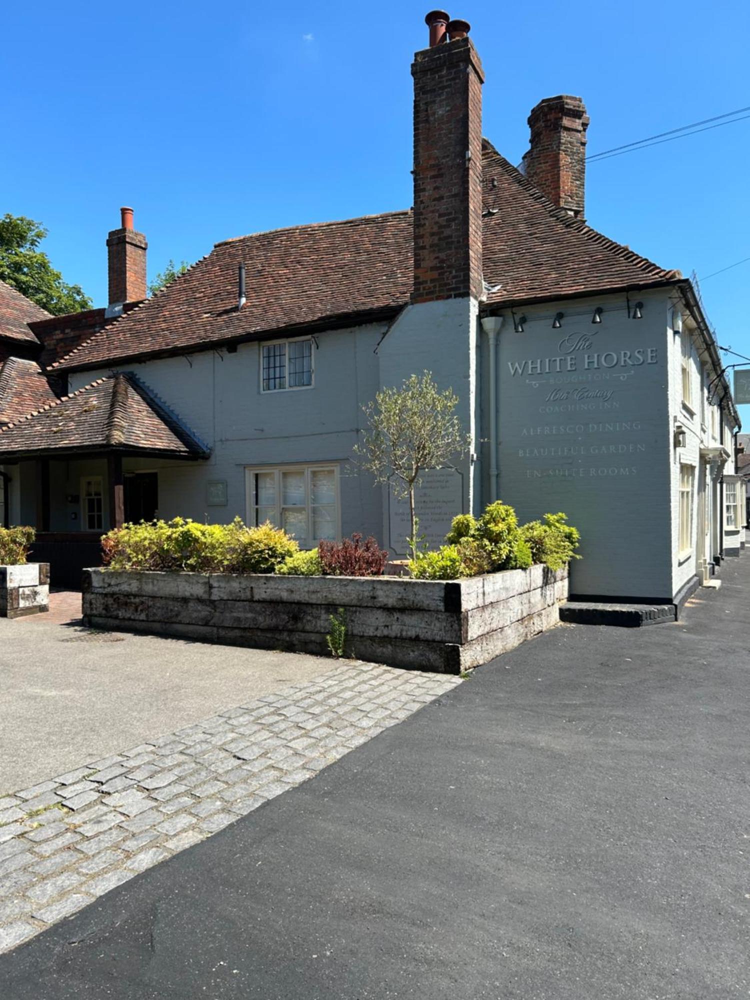The White Horse Hotel Faversham Exterior photo